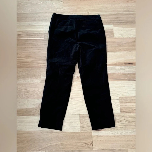 Boden Classic Tapered leg Velvet Pants in black size 10R ankle length - Picture 4 of 14